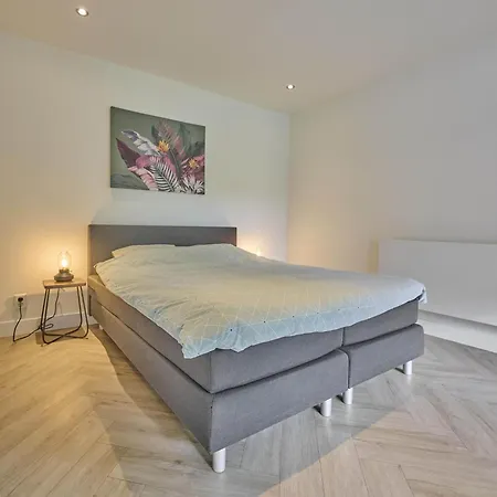 De Veluwse Houtduif * Garderen