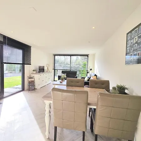 De Veluwse Houtduif Holiday home Garderen
